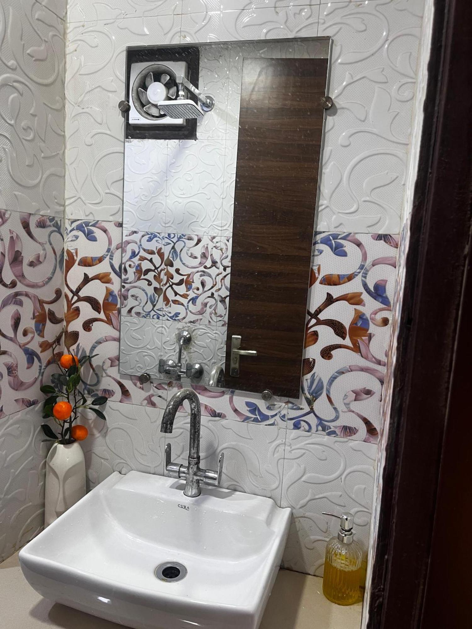 Park Stay- Compact 1bhk For Long Apartment *