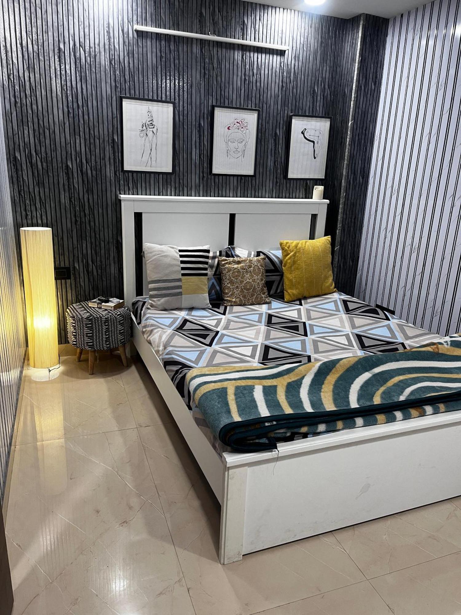 Apartment Park Stay- Compact 1bhk For Long *
